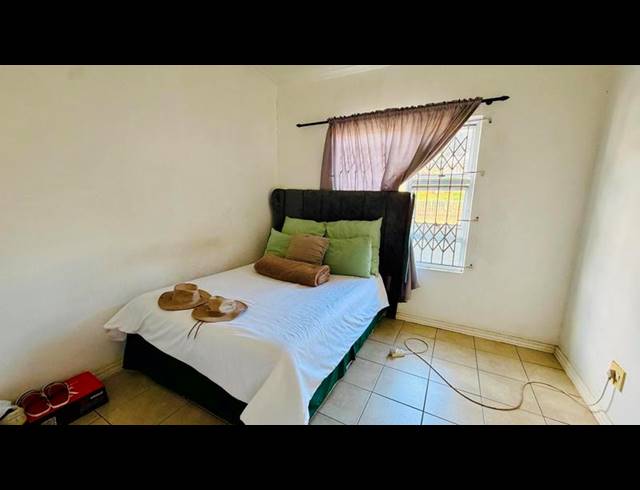 3 BEDROOM APARTMENT FOR SALE IN SEA VIEW